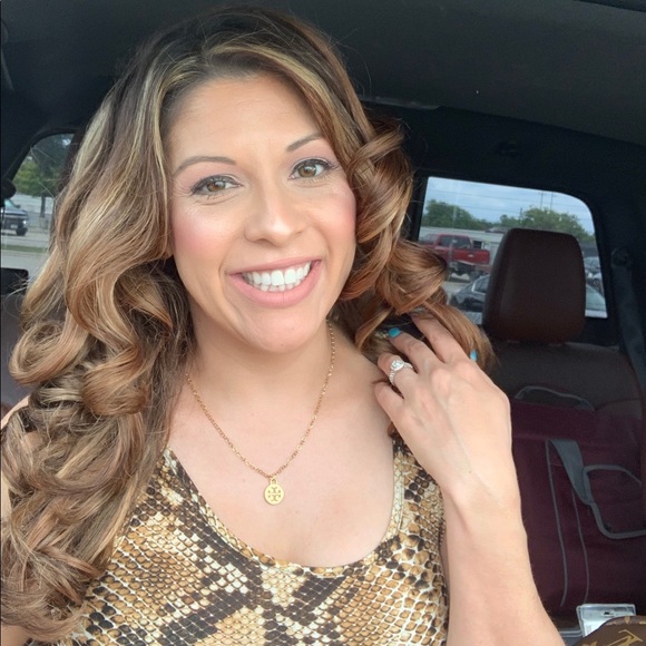 Meet your Posher, Belle - Picture 1 of 1